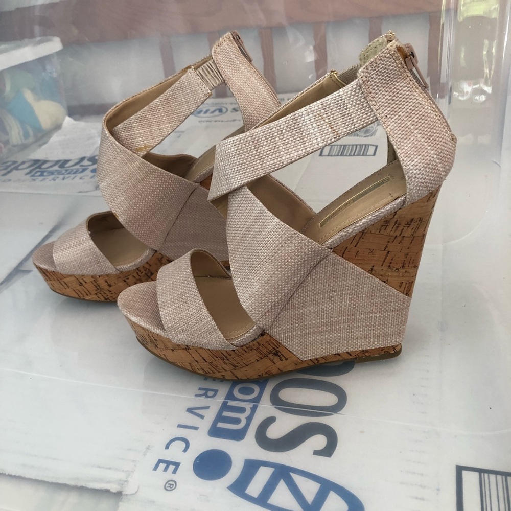 BCBG BCBGENERATION wedge platform sandal